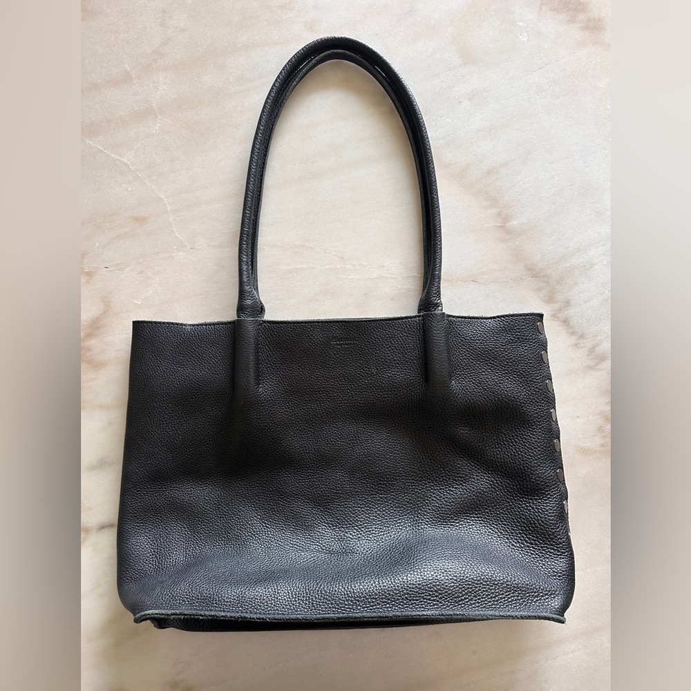 - Hammitt Oliver Bag with Zipper